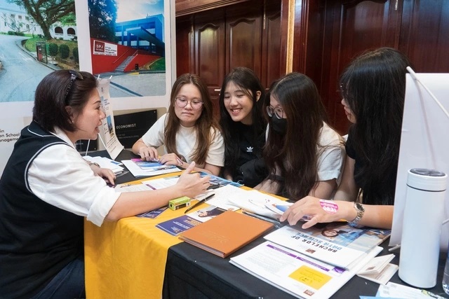 Từ 1/7/2025, Úc tiếp tục tăng phí visa với du học sinh, lên 2.000 AUD